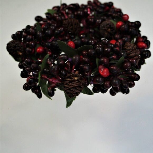 Christmas Candle Ring Berries Pinecones Purple Brown Round Holiday Decor - Picture 4 of 5